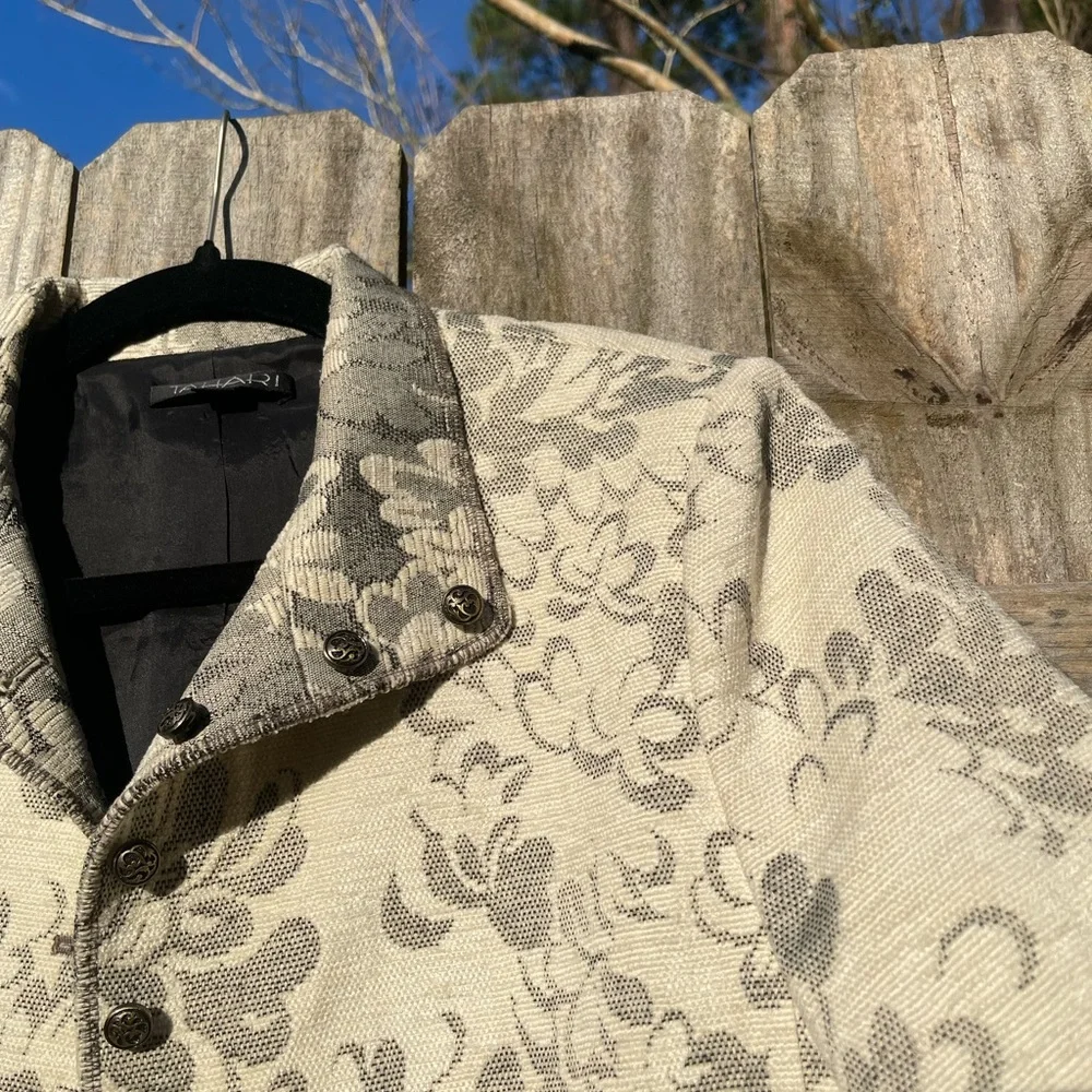 Tahari Cream Floral Women's Brocade Jacket size 10 - Picture 5 of 12